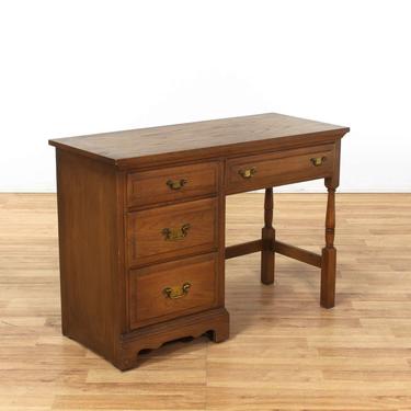 Traditional 4 Drawer Writing Desk