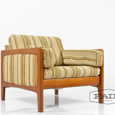 Lounge Chair with Solid Teak Frame - R. Huber & Co