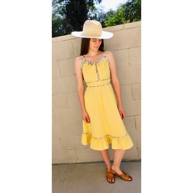 Sunshine Dress // vintage 70s 1970s boho country corset floral sun hippie hippy cotton high waist yellow // XS X-Small 