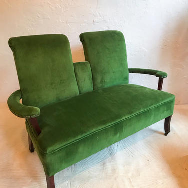 "It's easy being green" Sofa