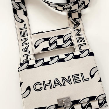Vintage CHANEL Monogram Letters Logo Chain Print Messenger Crossbody Shoulder Clutch Bag - RARE! Black Cream White 