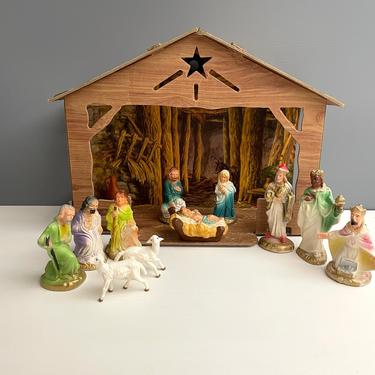 Dime store nativity set - vintage cardboard creche with figures 