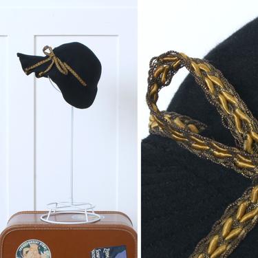 vintage 1930s hat • thirties wide brim black day hat with gold ribbon 