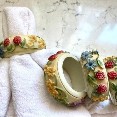 Set of 4  Vintage Resin Floral and Berry Napkin Rings, Napkin Rings Gift for Her Table Decor for Kitchen by LeChalet