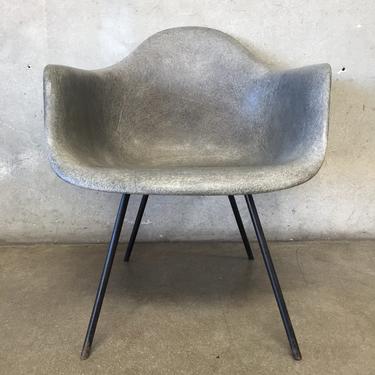 Eames Fiberglass &quot;LAX&quot; Lounge Chair