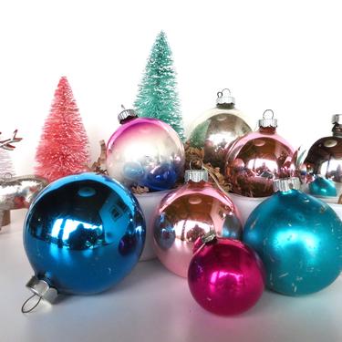 8 Christmas Ornaments, Vintage Shiny Brite Tree Ornaments, Mixed Lot Retro Ornament Christmas Bulbs, 1950s Atomic Tree Trimming 
