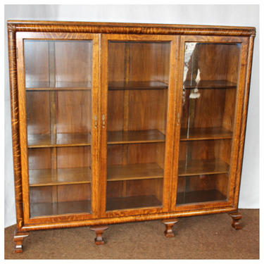 F4461  Antique 1890-1920's  American Golden Oak Triple Door Bookcase Display Cabinet 