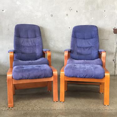 Pair of Hjellegjerde Norwegian Teak Lounge Chairs with Ottomans