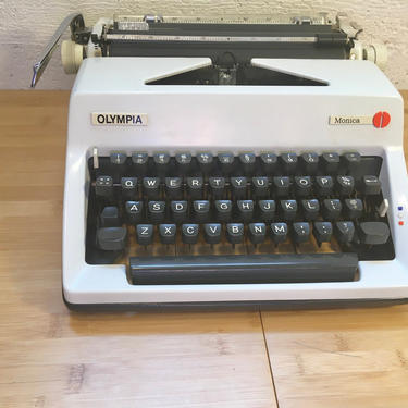1973 Olympia Monica Portable Typewriter, Case, Recent Ribbon, Germany 