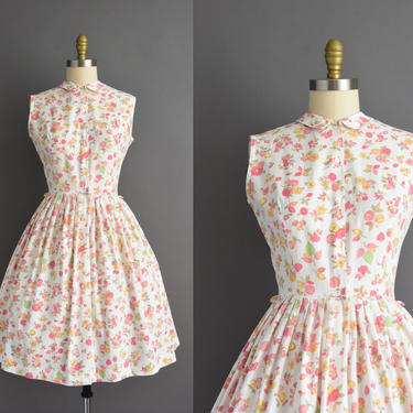 vintage 1950s | Pink novelty fruit print white cotton full skirt summer shirt dress | Medium | 50s dress 