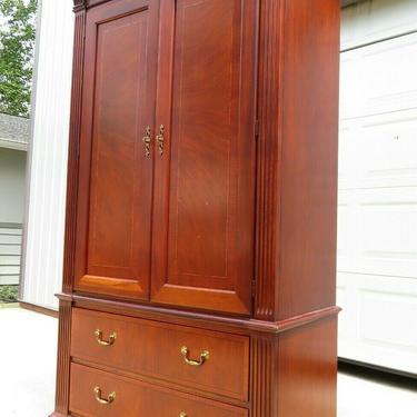 ETHAN ALLEN 18th Century Collection MAHOGANY CHIPPENDALE ARMOIRE Dresser Bed Vtg
