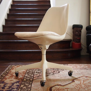 2 Available: Rare KNOLL SAARINEN TULIP Side Desk Chair w/ Task Base, White Ivory Cream