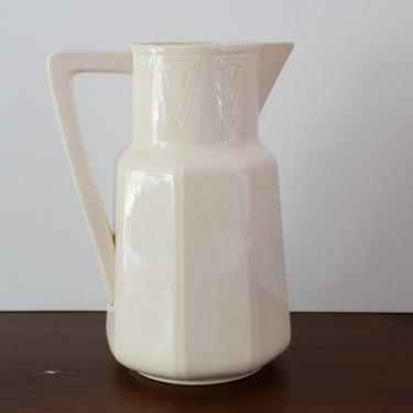 Extra Large Vintage Ironstone Pitcher from Villeroy and Boch 
