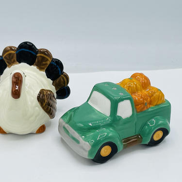 Vintage Turkey  and Pumpkin Truck Ceramic Salt and Pepper Shakers-Perfect for Thanksgiving- 