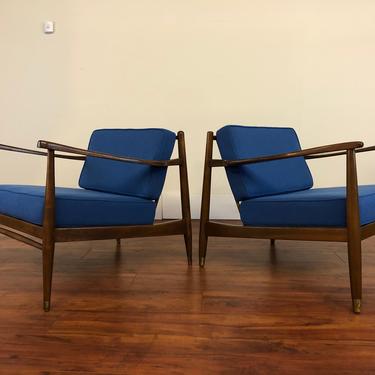 Mid Century Walnut Lounge Chairs Pair 