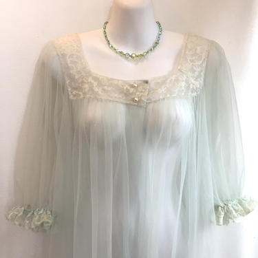 Vintage 60's VANITY FAIR sheer CHIFFON Robe / Puff Sleeve / Lace Trim + Pearl Buttons / Very Light Green 
