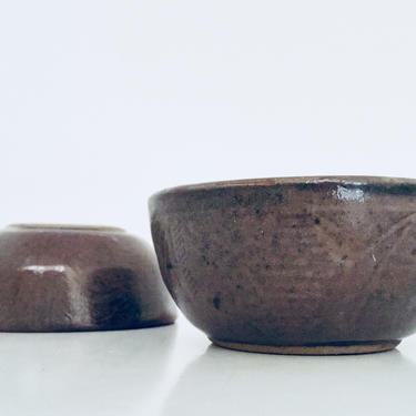 Set of 2 Ceramic Bowls | Rustic Bowls | Trinkets | Ring Holder | Earring Holder | Farmhouse Decor | Vintage Decor | Stacking Bowls | Planter 