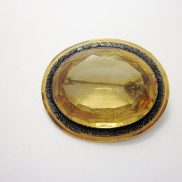 Spectacular Dazzling Antique Victorian Faceted Citrine and 10k Gold Brooch Pin with Botanical Leaf Motif Border 