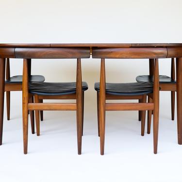 Hans Olsen &quot;Roundette&quot; Dining Set with Butterfly Leaf and Six Chairs for Frem Rølje