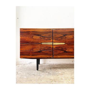 Rosewood Danish Modern Long Credenza or TV Console 