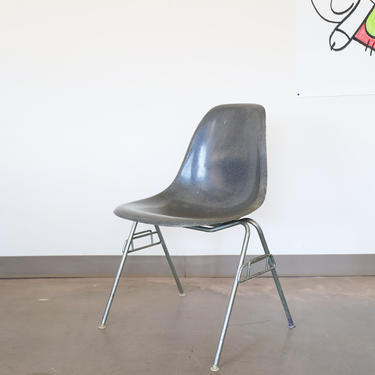 Vintage Elephant Grey, Herman Miller Eames Shell Chair with Stacking Base 