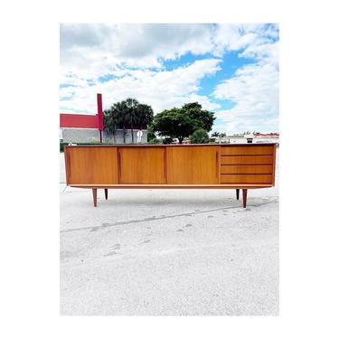 Danish Mid Century Modern Long Credenza or Console 