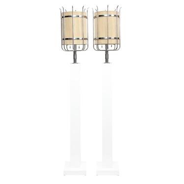 Tommi Parzinger Important Pair of Floor Lamps in White Lacquer and Chrome 1960s - ON HOLD