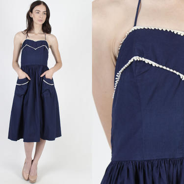 Vintage 50s Americana Dress / Sweetheart Halter Tie Neckline / 1950s Navy Blue Lace Day Party / Pin Up Rockabilly Mini Pockets Dress 