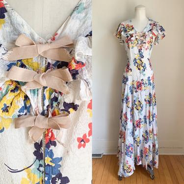 Vintage 1940s Floral Seersucker Dressing Gown / XS 