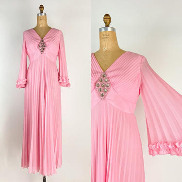 70s Pink Pleated Maxi Dress / Bell Sleeves Dress / 1970s Dress / Easter Dress / Size S•M 