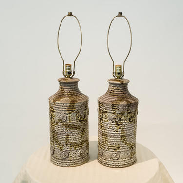 pair ceramic table lamps