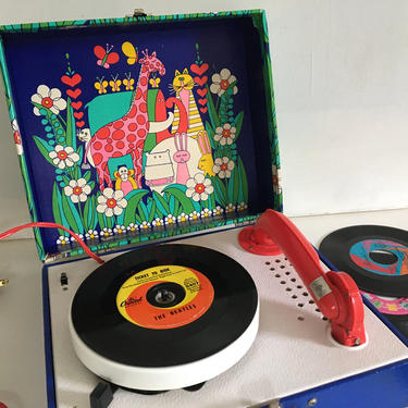 Vintage 60's Vanity Fair Record Player, Mod Retro Artwork Signed By Stevens Gottschalk, Groovy Colorful Zoo Animals 