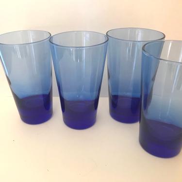 Pretty Set of (4)  Cobalt Blue Glass large drinking glasses tumblers -Libbey 14 Ounce- Heavy bottoms 