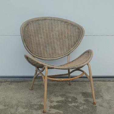Vintage Salterini Style Wicker Clamshell Chair 