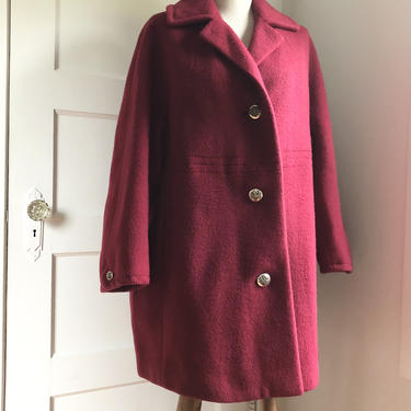 1950s/1960s Frederick & Nelson Cranberry Red Coat || Wool+Mohair blend w/ incredibly beautiful lining || Made in West Germany- size M/L 