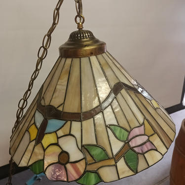 Super cute stained glass plug-in light