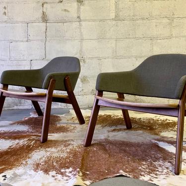 Contemporary Mid Century MODERN styled LOUNGE CHAIRS, a Pair 