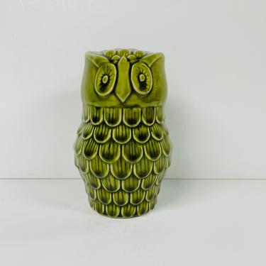Vintage Ceramic Owl Figurine / 1970s / Green / Home Decor / FREE SHIPPING 