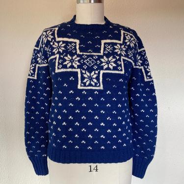 Vintage blue hand knit sweater 