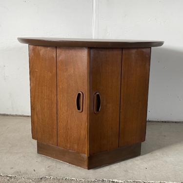 Mid-Century End Table or Cabinet 