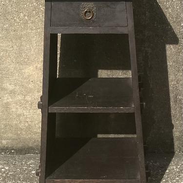 Antique Mission Style Oak side table, attributed to Stickley
