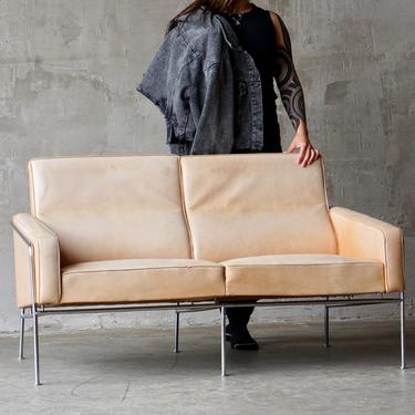Arne Jacobsen Series 3300 Leather Sofa 