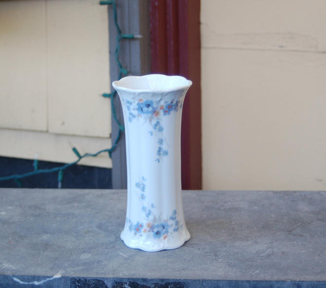 Rosenthal Germany Classic Rose Collection 8\