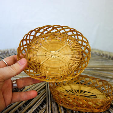 Set of 2 Oval Wall Baskets, Mini Woven Grass Dish or Bowl, Tiny Wicker Display Basket, Tan Boho Decor Rattan Catch All Organizer or Storage 