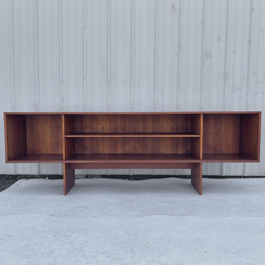 Mid-Century Teak Bookcase or Display Topper by Lovig 