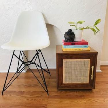 MID CENTURY MODERN Reproduction Eames Eiffel Tower Chair | White | Kitchen | Dining 
