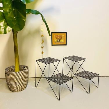 MCM Tiered Side Tables , Mid Century Patio Furniture, Vintage Metal Outdoor Set of Tables 