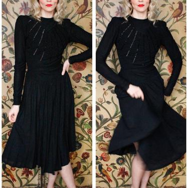 Late 30s Dress // Caught in my Web Crepe Dress // vintage 1930s dress 