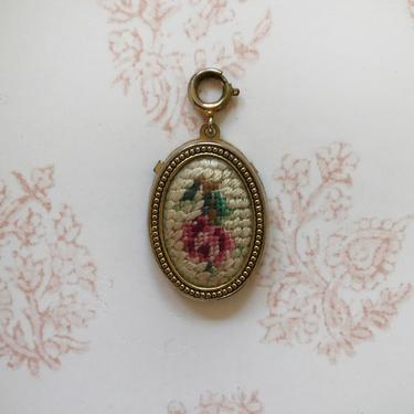 Small Floral Needlepoint Necklace Pendant/Bracelet Charm - 1970s 
