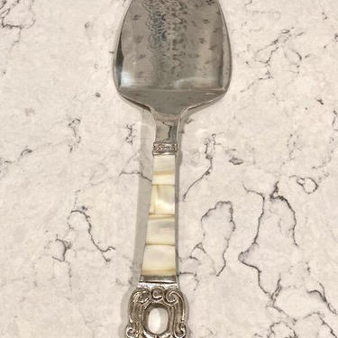 Vintage Fancy Serving Spoon with Mother of Pearl Handle, Antique Kitchen Utensil Serving Pie Cake with Mother of Pearl Handle Heavy by LeChalet